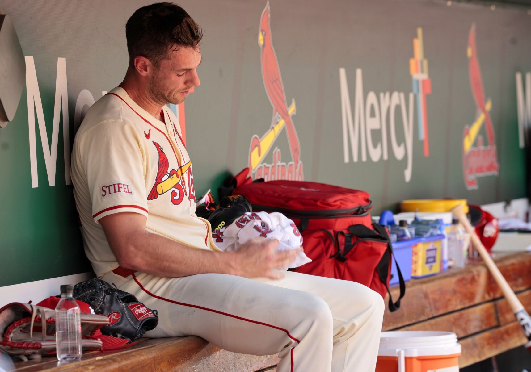 St. Louis Cardinals host the Cincinnati Reds